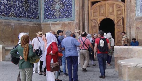 از سرگیری صدور ویزای گردشگری ایران